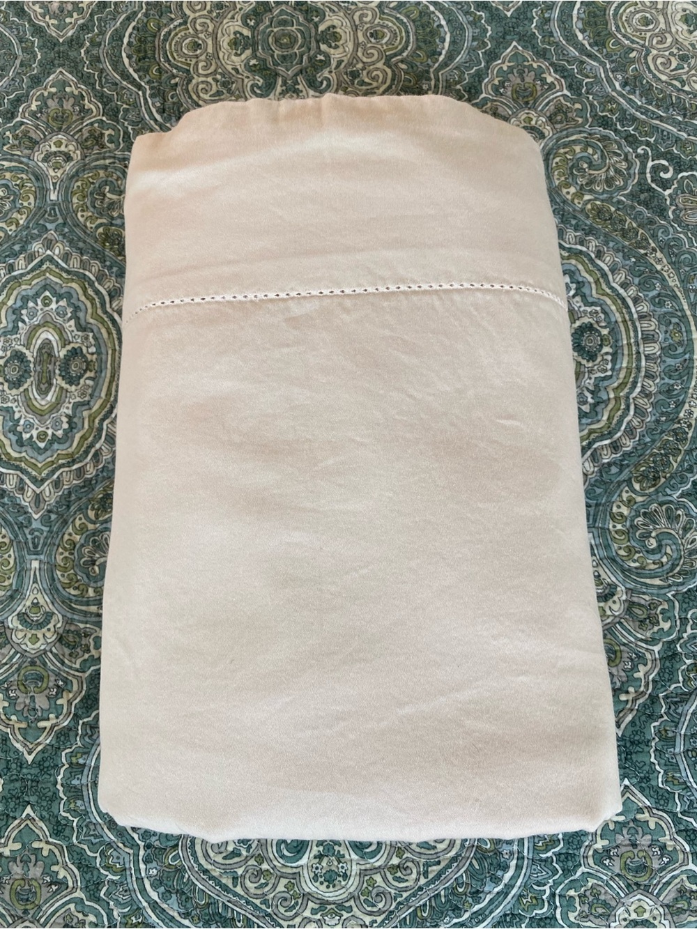 Kate Spade pale Pink King Flat sheet 100% cotton hem stitched